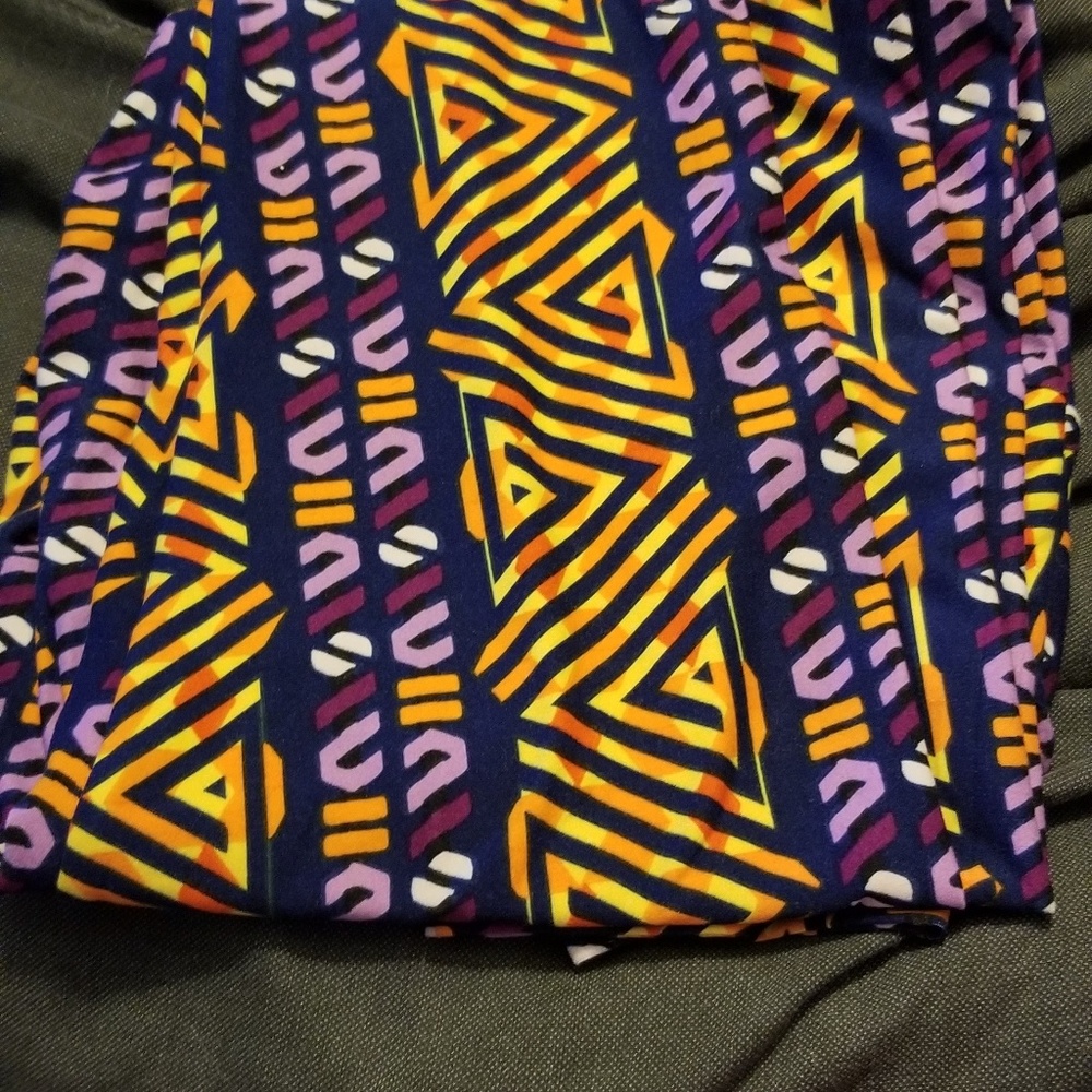 Lularoe Leggings Size TC 1X XL. NWOT.